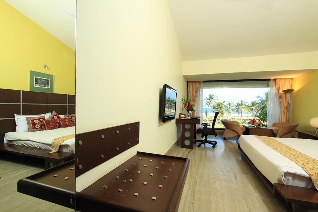 The Ashok Beach Resort Pondicherry Exterior photo