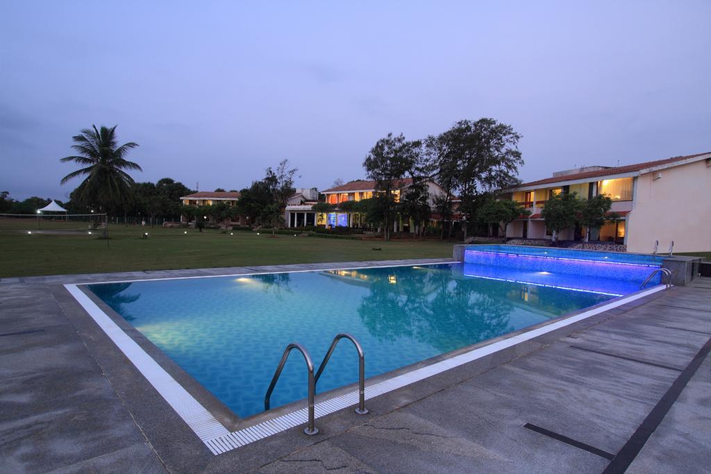 The Ashok Beach Resort Pondicherry Exterior photo