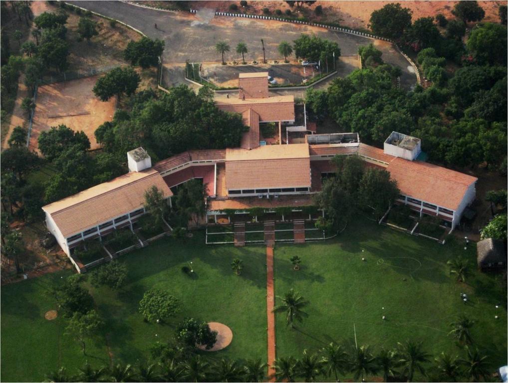 The Ashok Beach Resort Pondicherry Exterior photo