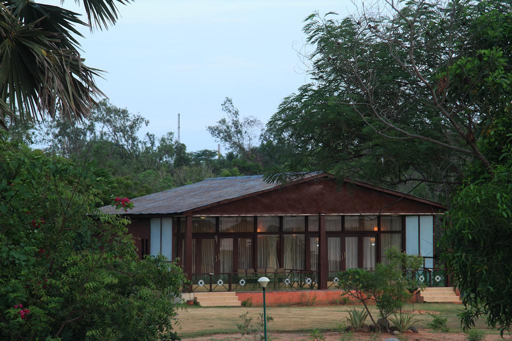 The Ashok Beach Resort Pondicherry Exterior photo